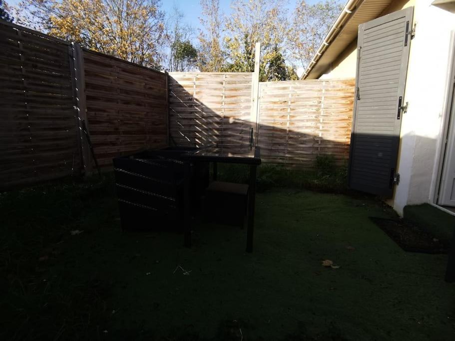 N1 F2 40M2 Avec Petit Jardin Apartment Herouville-Saint-Clair Luaran gambar