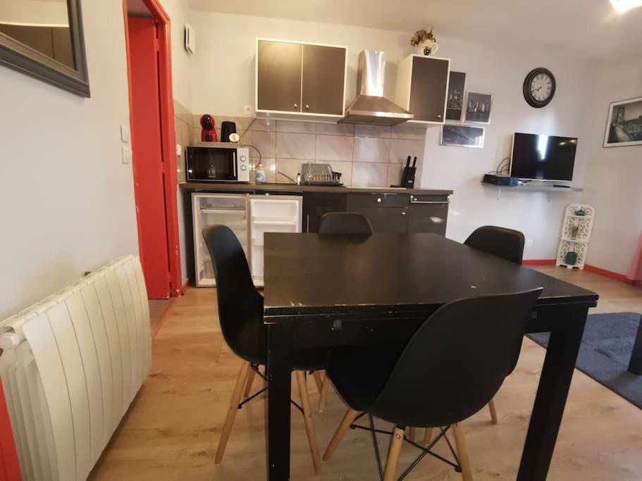N1 F2 40M2 Avec Petit Jardin Apartment Herouville-Saint-Clair Luaran gambar